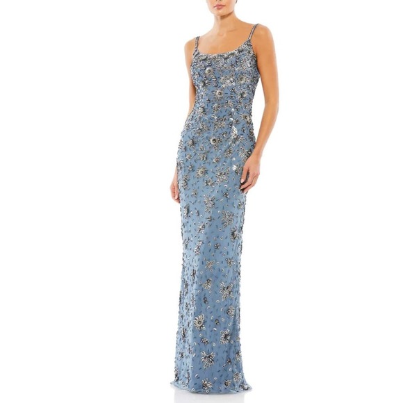 Mac Duggal Dresses & Skirts - NWT / /Mac Duggal / Floral Embellished Scoop Neck Evening Gown / Formal Dress